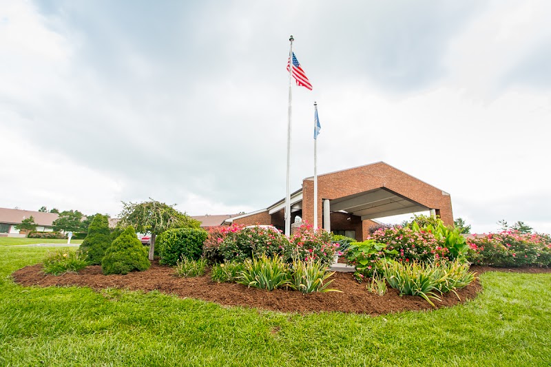 Signature Healthcare at North Hardin Rehab & Welln nursing home in Radcliff, KY - Photo 4 of 5
