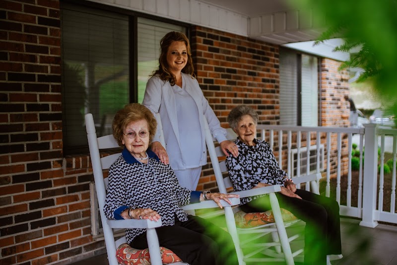 Letcher Manor nursing home in Whitesburg, KY - Photo 4 of 5