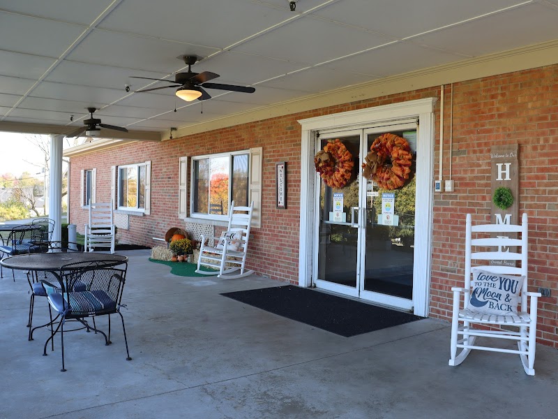 Nicholasville Nursing and Rehabilitation nursing home in Nicholasville, KY - Photo 5 of 5