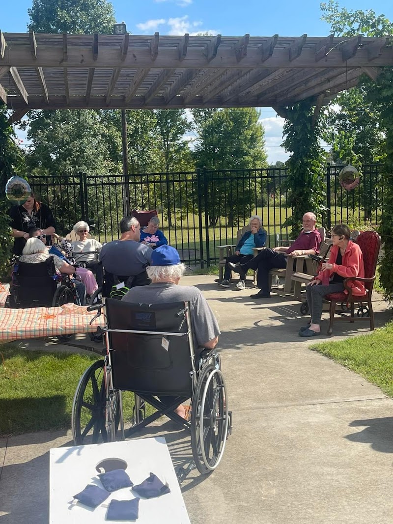 Fair Oaks Health and Rehabilitation nursing home in Jamestown, KY - Photo 4 of 5