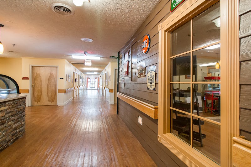 Harrodsburg Health & Rehabilitation Center nursing home in Harrodsburg, KY - Photo 3 of 9