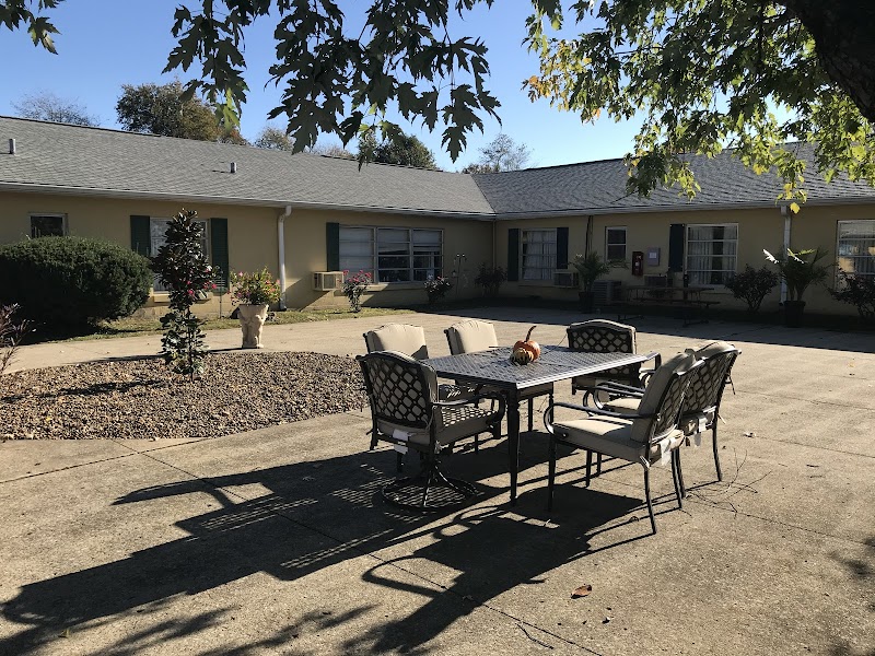 Greenville Nursing and Rehabilitation nursing home in Greenville, KY - Photo 5 of 10