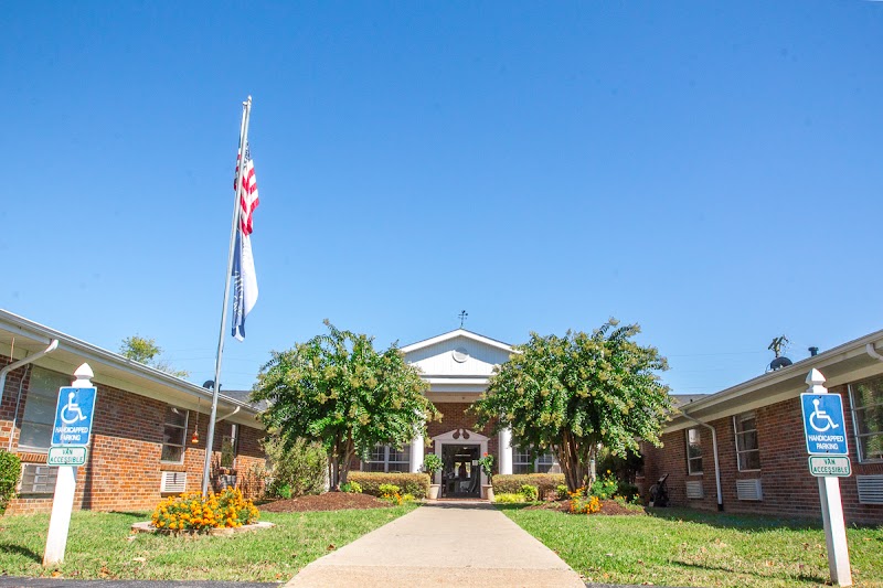Signature Healthcare of Glasgow Rehab & Wellness C nursing home in Glasgow, KY - Photo 2 of 10