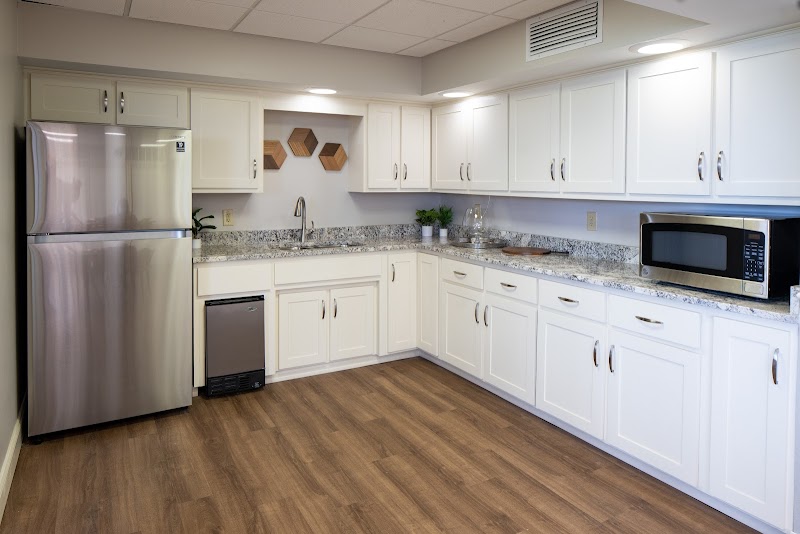 Maple Grove Senior Living LLC nursing home in Shelbyville, KY - Photo 5 of 5