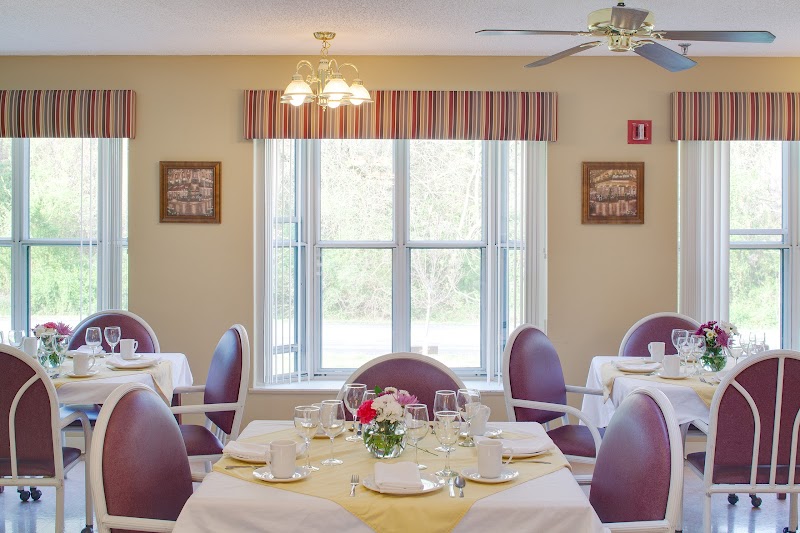 MAGNOLIA VILLAGE NURSING AND REHABILITATION CENTER nursing home in BOWLING GREEN, KY - Photo 4 of 6