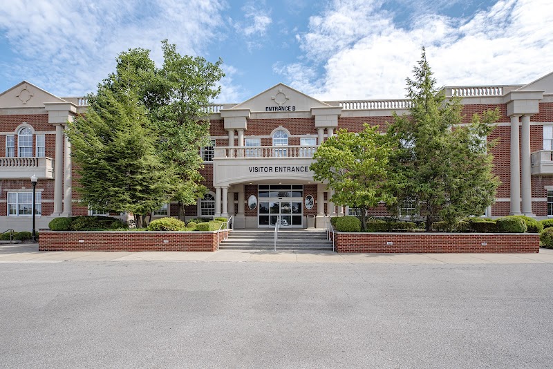CARDINAL HILL SKILLED REHABILITATION UNIT nursing home in LEXINGTON, KY - Photo 3 of 10