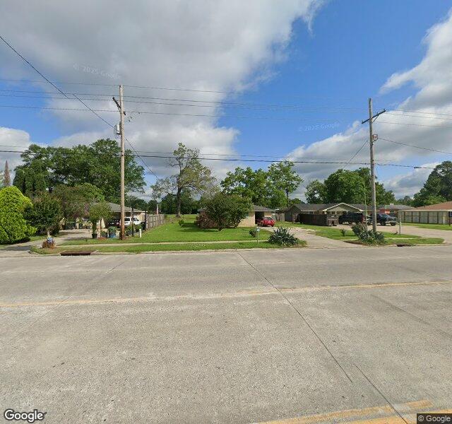 Pines Retirement Center of Baton Rouge nursing home in BATON ROUGE, LA - Photo 2 of 2