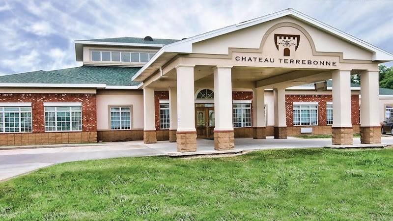 CHATEAU TERREBONNE HEALTH CARE CENTER nursing home in HOUMA, LA - Photo 2 of 5