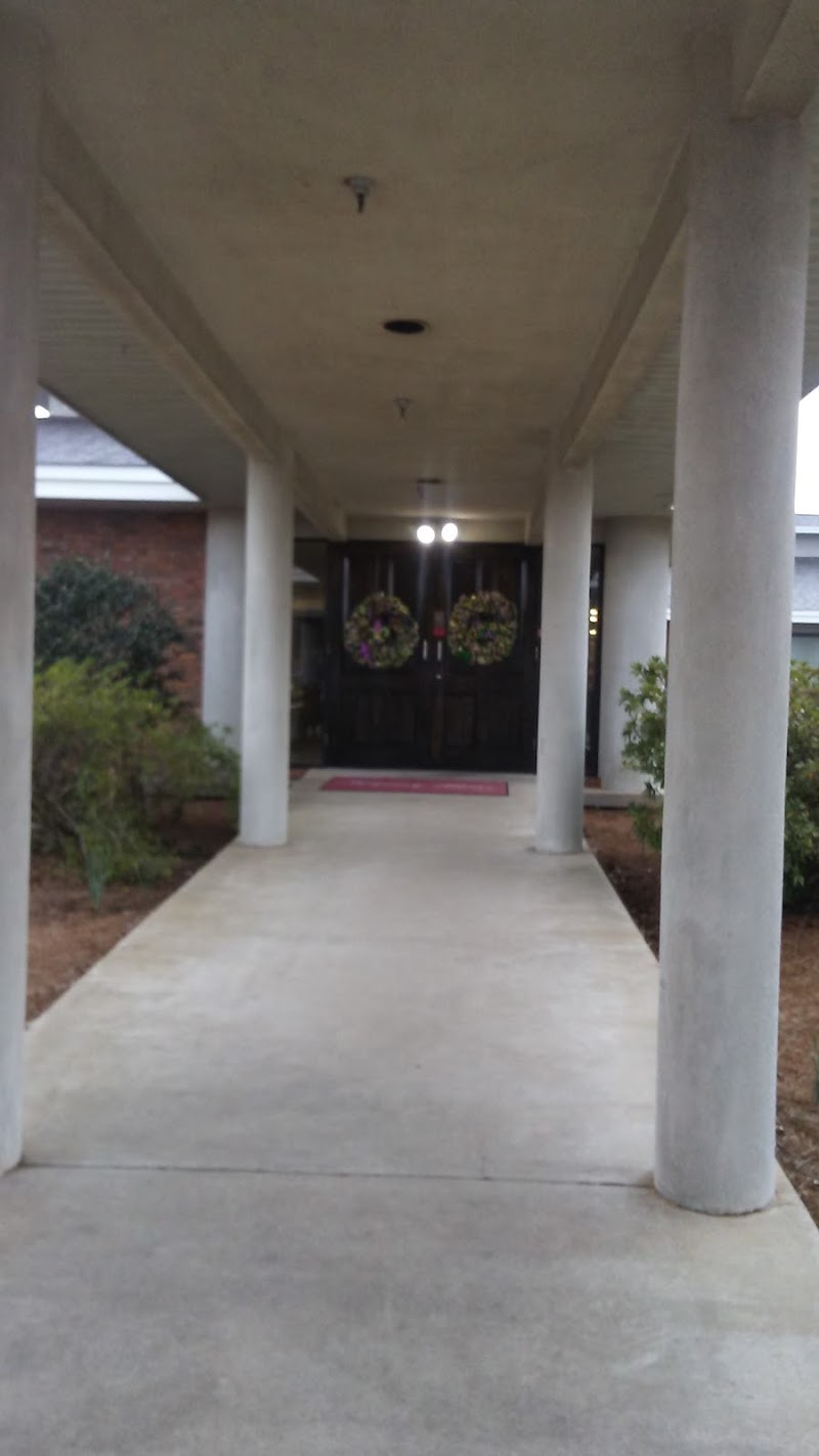 REGENCY HOUSE OF ALEXANDRIA nursing home in ALEXANDRIA, LA - Photo 2 of 5