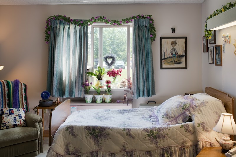 PINE POINT CENTER nursing home in SCARBOROUGH, ME - Photo 4 of 5