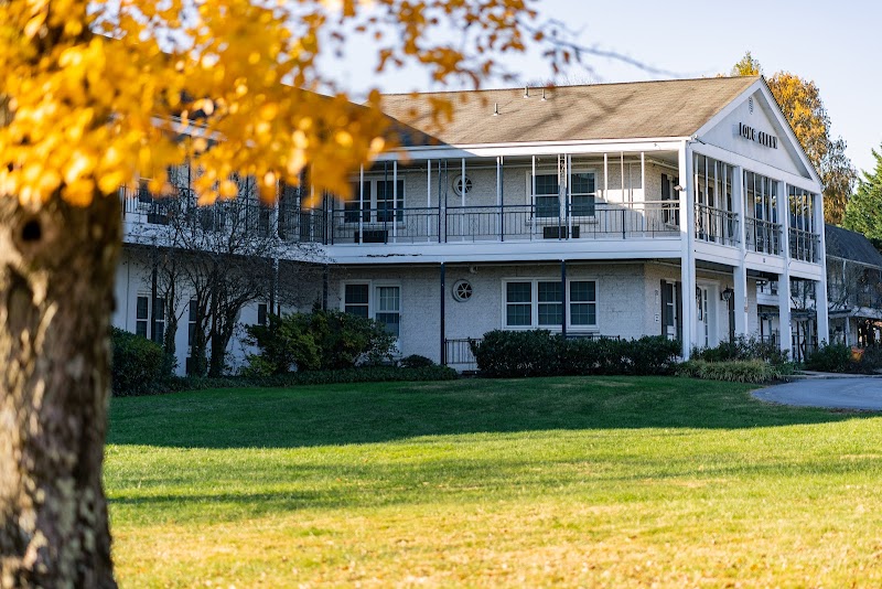 AUTUMN LAKE HEALTHCARE AT LONG GREEN nursing home in BALTIMORE, MD - Photo 2 of 5