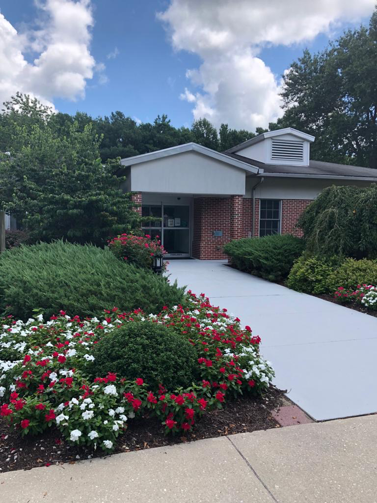 CAROLINE NURSING AND REHAB nursing home in DENTON, MD - Photo 2 of 3