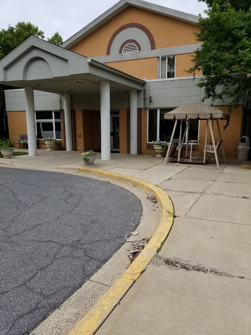 SHADY GROVE NURSING AND REHABILITATION CENTER nursing home in ROCKVILLE, MD - Photo 2 of 5