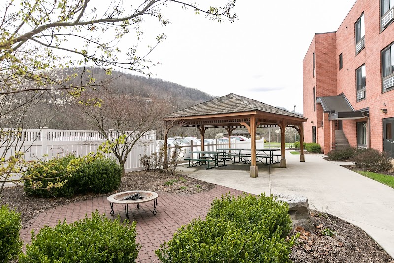 MORAN  NURSING AND REHABILITATION CENTER nursing home in WESTERNPORT, MD - Photo 3 of 5