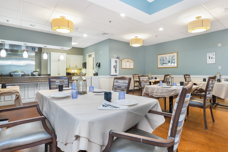 AUTUMN LAKE HEALTHCARE AT OAK MANOR nursing home in BURTONSVILLE, MD - Photo 5 of 5