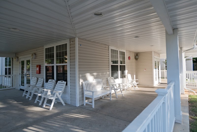 AUTUMN LAKE HEALTHCARE AT ARLINGTON WEST nursing home in BALTIMORE, MD - Photo 3 of 5
