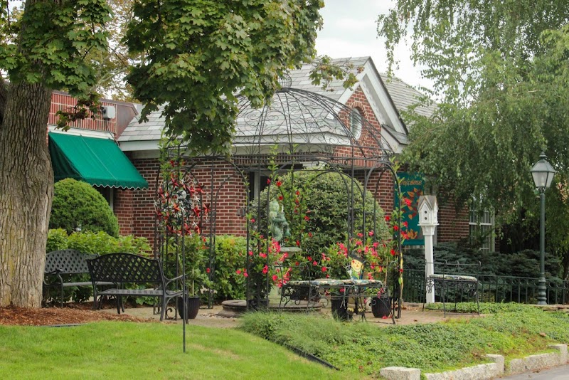 BLAIRE HOUSE OF MILFORD nursing home in MILFORD, MA - Photo 4 of 5