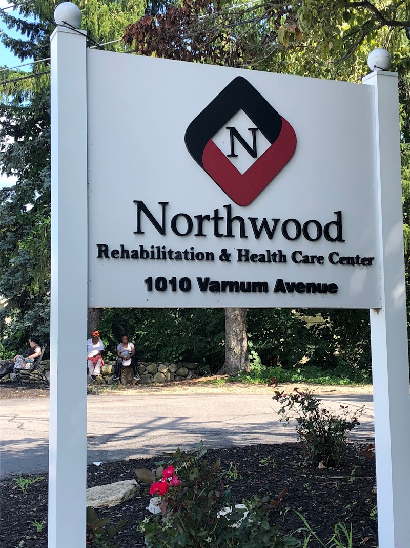 NORTHWOOD REHABILITATION & HEALTHCARE CENTER nursing home in LOWELL, MA - Photo 4 of 5