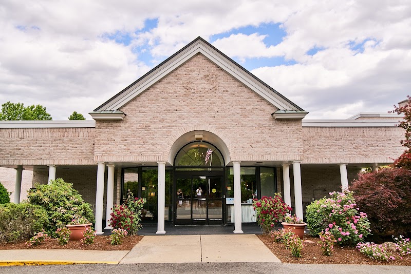 CARE ONE AT REDSTONE nursing home in EAST LONGMEADOW, MA - Photo 4 of 5