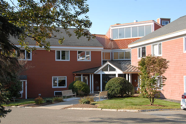 LEDGEWOOD REHABILITATION AND NURSING CENTER nursing home in BEVERLY, MA - Photo 2 of 10