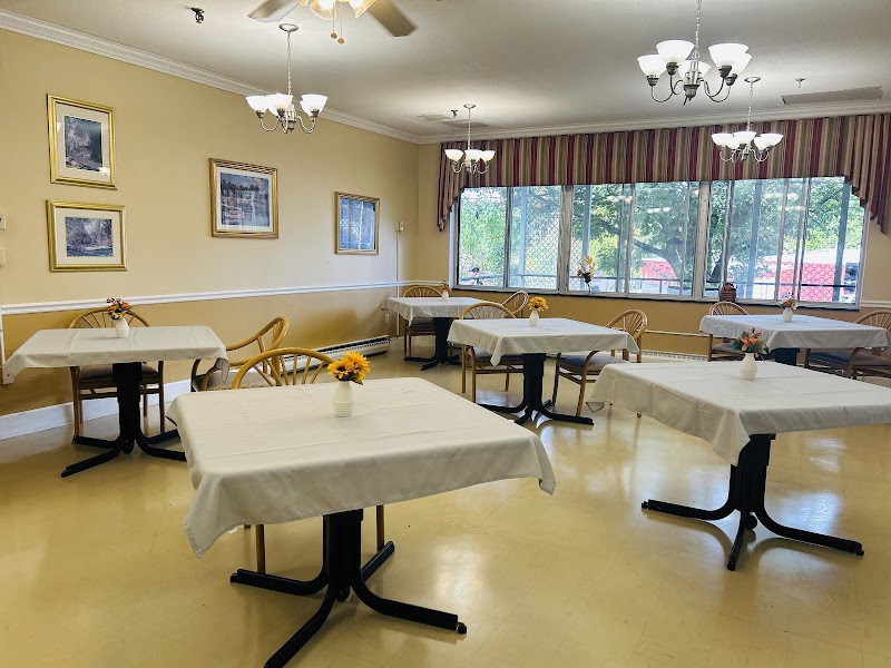 POET'S SEAT HEALTHCARE CENTER nursing home in GREENFIELD, MA - Photo 3 of 5