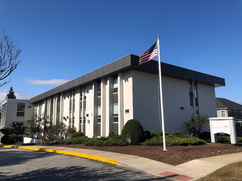 CHESTNUT WOODS REHABILITATION AND HEALTHCARE CTR nursing home in SAUGUS, MA - Photo 3 of 10