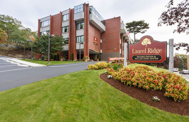 LAUREL RIDGE REHAB AND SKILLED CARE CENTER nursing home in BOSTON, MA - Photo 2 of 8