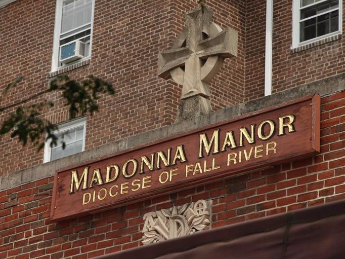 MADONNA MANOR NURSING HOME nursing home in NORTH ATTLEBORO, MA - Photo 3 of 5