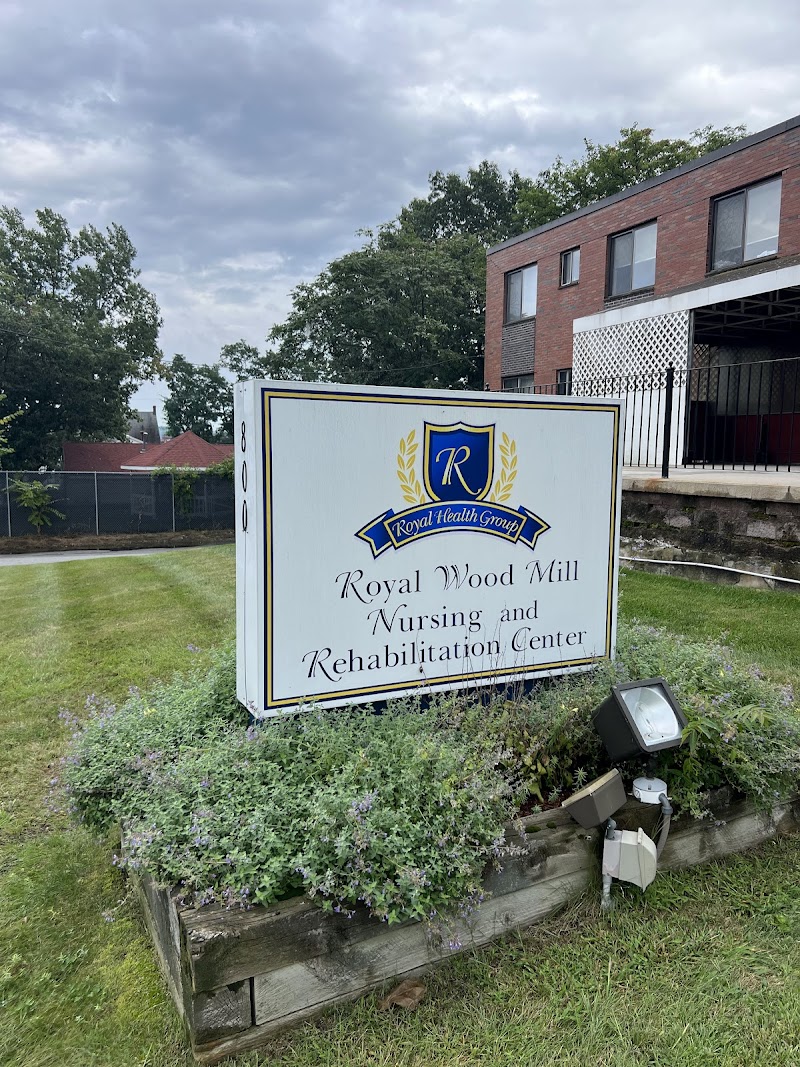 ROYAL WOOD MILL CENTER nursing home in LAWRENCE, MA - Photo 3 of 5