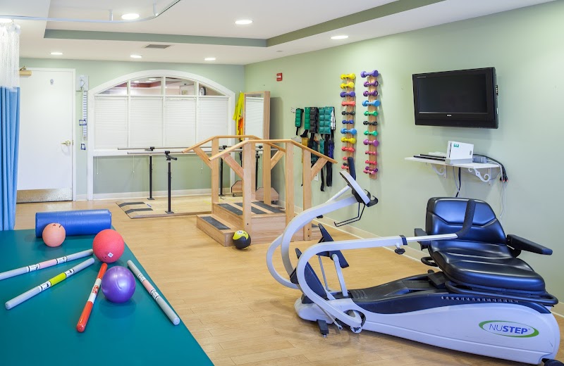 LASELL HOUSE nursing home in NEWTON, MA - Photo 4 of 8