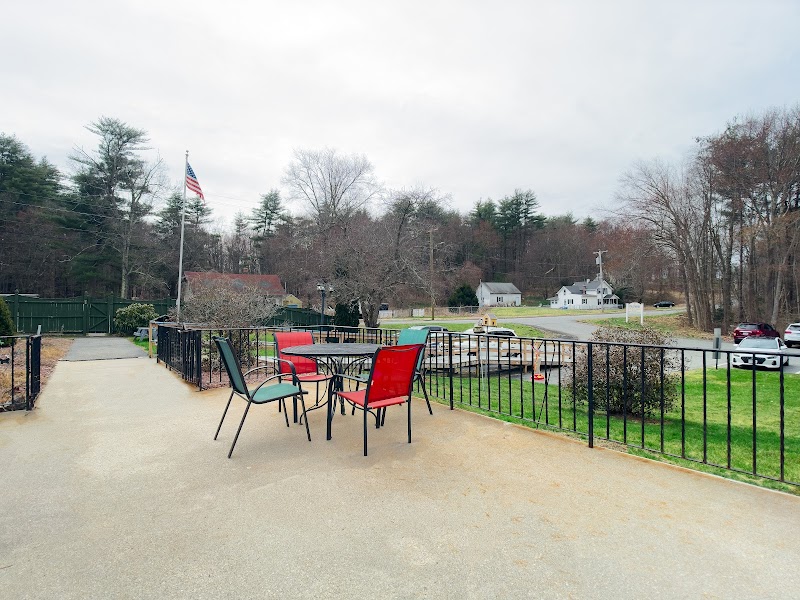 PALMER HEALTHCARE CENTER nursing home in PALMER, MA - Photo 4 of 5