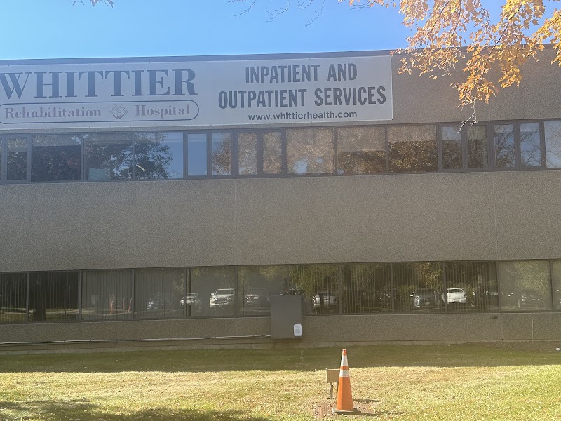 WHITTIER BRADFORD TRANSITIONAL CARE UNIT nursing home in BRADFORD, MA - Photo 4 of 10
