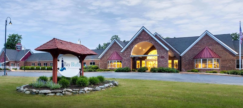 Bay Bluffs-Emmet County Medical Care Facility nursing home in Harbor Springs, MI - Photo 2 of 10
