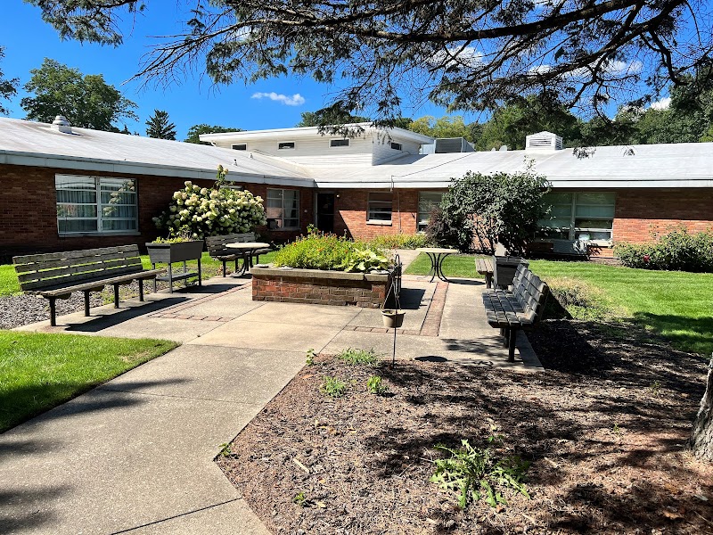 Optalis Health & Rehabilitation at Kent-Crossing nursing home in Grand Rapids, MI - Photo 3 of 5