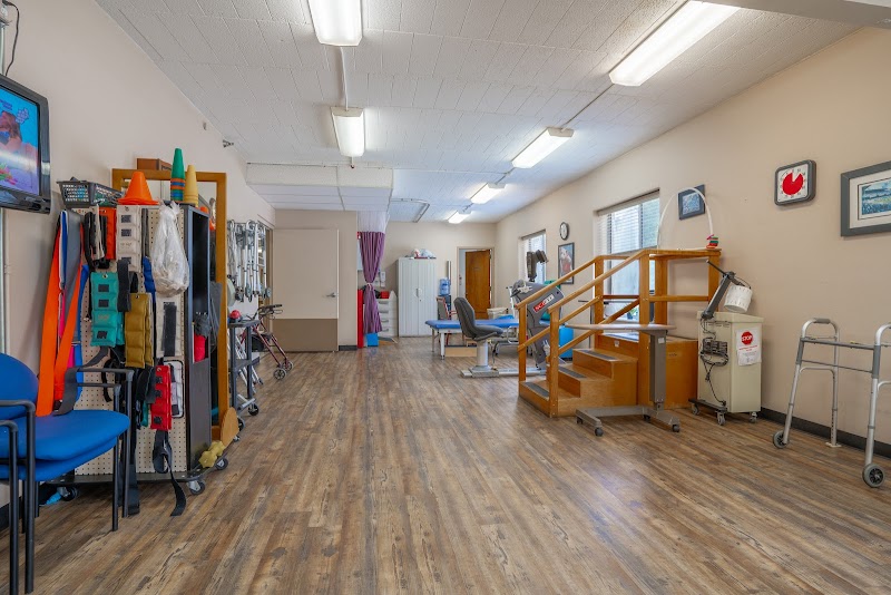 Mission Point Nursing & Physical Rehabilitation Ce nursing home in Clawson, MI - Photo 4 of 5
