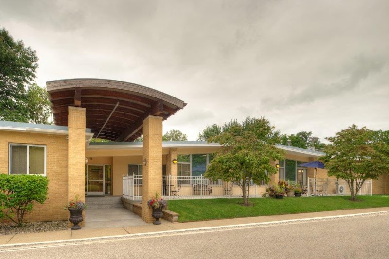 South Haven Nursing and Rehabilitation Community nursing home in South Haven, MI - Photo 3 of 5