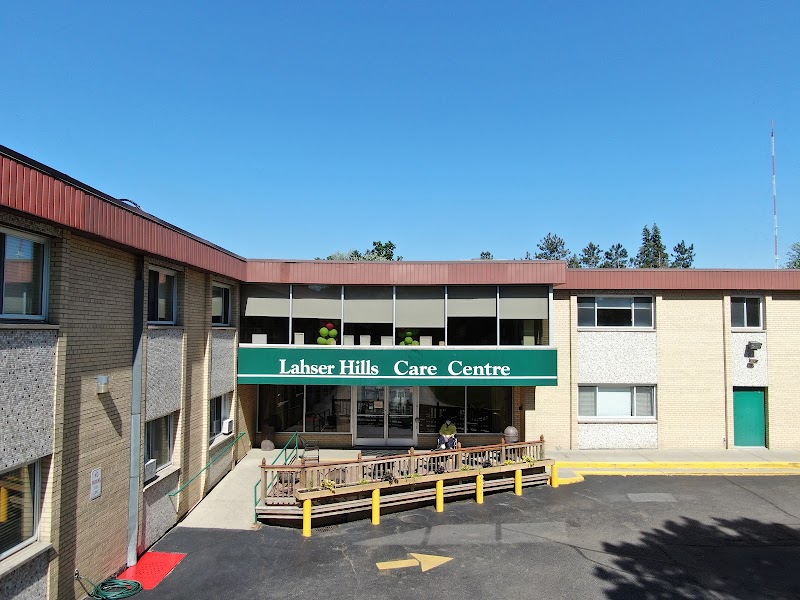 Lahser Hills Care Centre nursing home in Southfield, MI - Photo 2 of 5