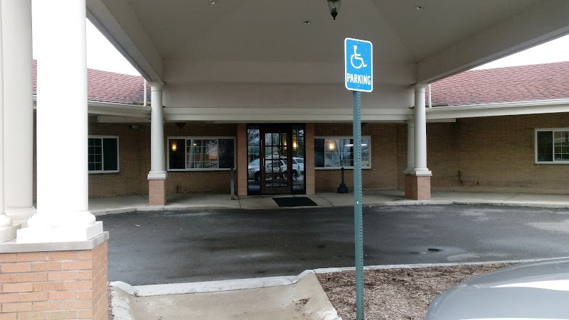 Belle Fountain Nursing & Rehabilitation Center nursing home in Riverview, MI - Photo 5 of 5