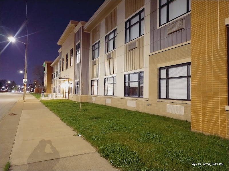Regency at Chene nursing home in Detroit, MI - Photo 4 of 5