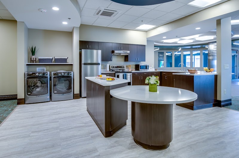 Great Lakes Rehabilitation Center nursing home in Saginaw, MI - Photo 4 of 5