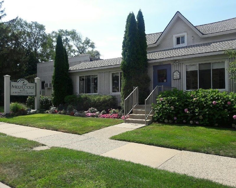 Medilodge of Plymouth nursing home in Plymouth, MI - Photo 2 of 9