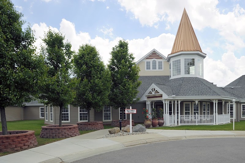 Caretel Inns of Brighton nursing home in Brighton, MI - Photo 3 of 5