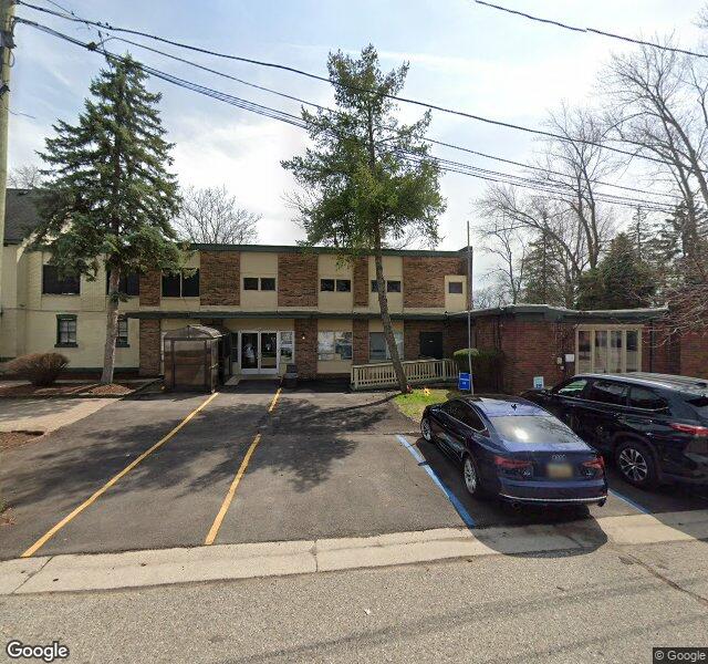 Regency Manor Nursing & Rehabilitation Center nursing home in Utica, MI - Photo 2 of 3