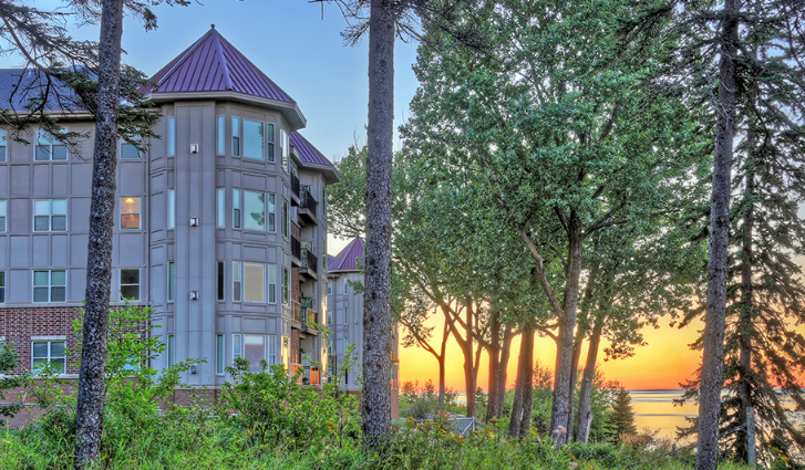 Ecumen Lakeshore nursing home in DULUTH, MN - Photo 2 of 10