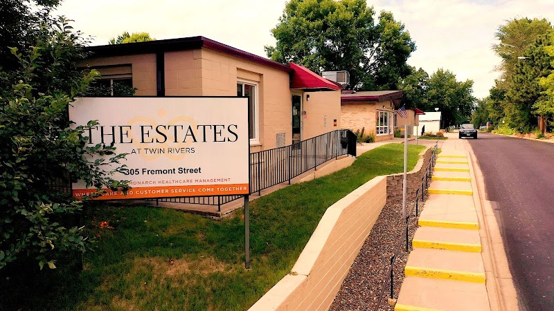 The Estates At Twin Rivers Llc nursing home in ANOKA, MN - Photo 2 of 5