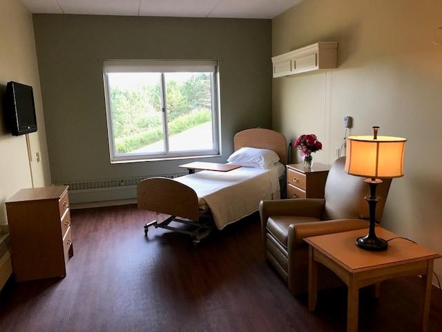 HILLTOP HEALTHCARE REHABILITATION AND SKILLED NURS nursing home in DULUTH, MN - Photo 3 of 5