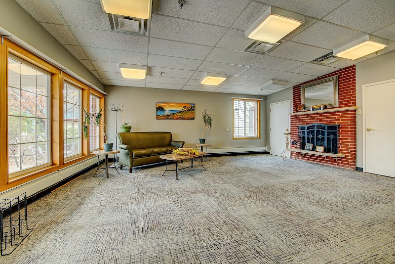 Edenbrook of St Cloud nursing home in SAINT CLOUD, MN - Photo 3 of 5