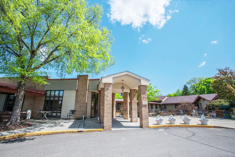 LAKE RIDGE CARE CENTER OF BUFFALO, INC. nursing home in BUFFALO, MN - Photo 3 of 8