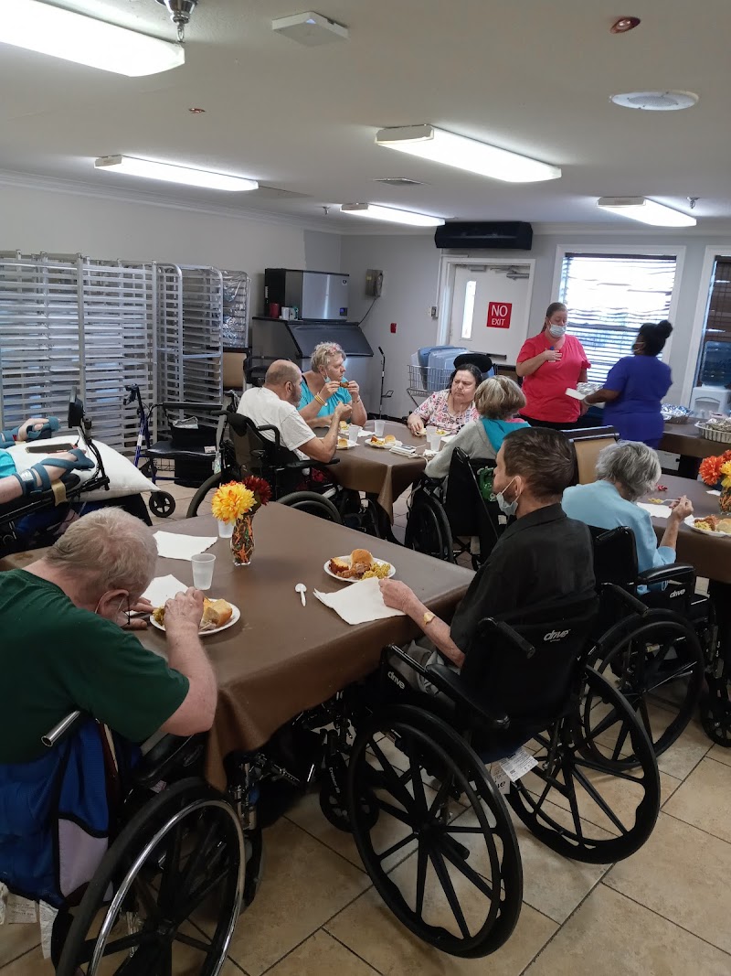 COASTAL HEALTH AND REHABILITATION CENTER nursing home in GULFPORT, MS - Photo 2 of 5
