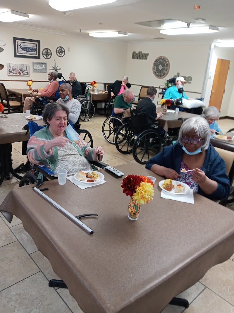 COASTAL HEALTH AND REHABILITATION CENTER nursing home in GULFPORT, MS - Photo 3 of 5
